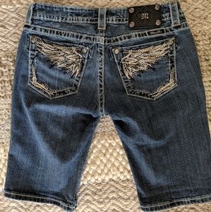 Miss Me Shorts (Bermuda style)